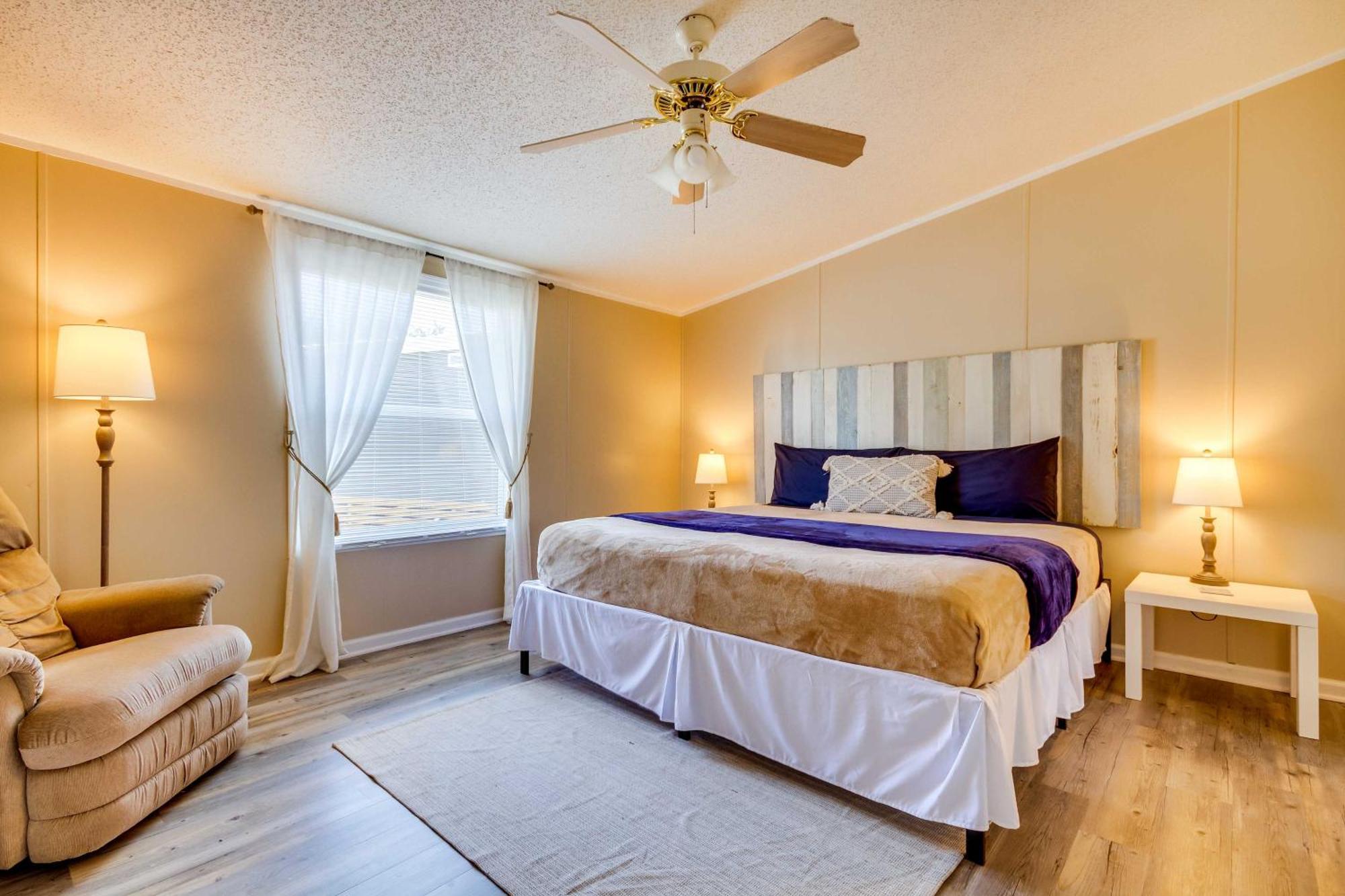 Stunning Pensacola Home, 8 Mi To Downtown! Luaran gambar